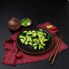 Огурцы с чесночным вкусом