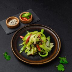 Салат из сельдерея