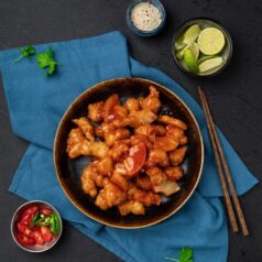 Курица в кляре с ананасами